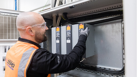 Container (6) Refrigeration Specialist